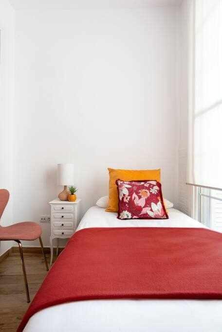 Monkeys Apartments 7Revueltas Deluxe Sevilla Dış mekan fotoğraf